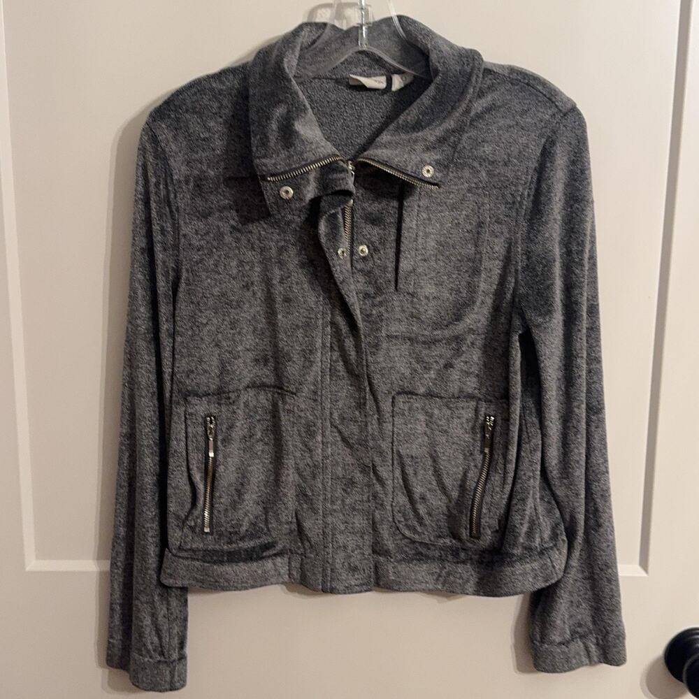 Chico's Zenergy Jacket Sz 0 Gray Knit Zip Front Pockets Soft Casual Travel Comfy